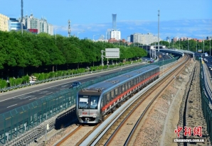 “大动脉”更畅、“微循环”更活 北京解锁城市“流动”...
